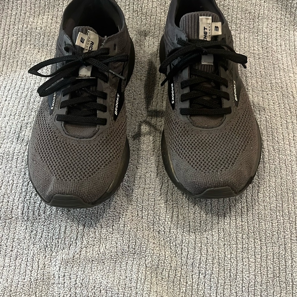 BROOKS Ricochet 3 Ebody Black Women
